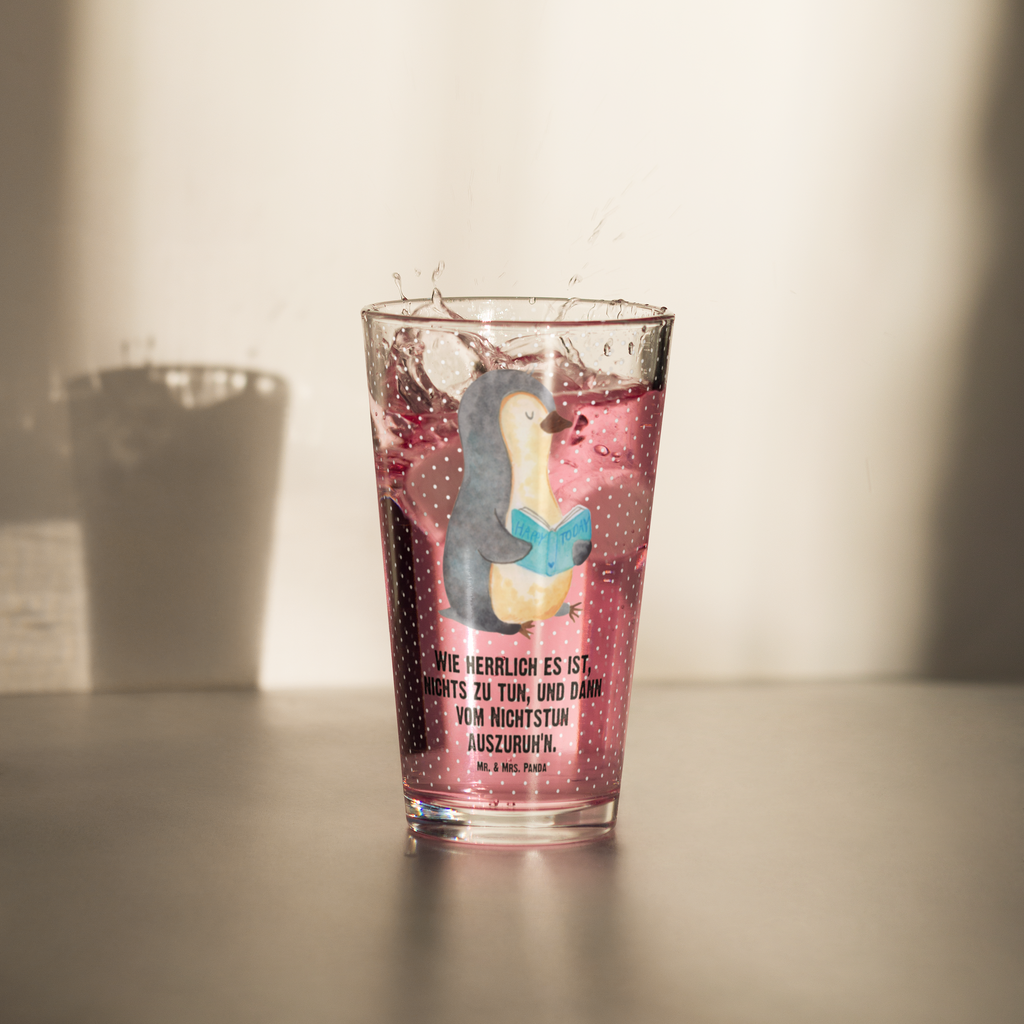 Premium Trinkglas Pinguin Buch Trinkglas, Glas, Pint Glas, Bierglas, Cocktail Glas, Wasserglas, Pinguin, Pinguine, Buch, Lesen, Bücherwurm, Nichtstun, Faulenzen, Ferien, Urlaub, Freizeit
