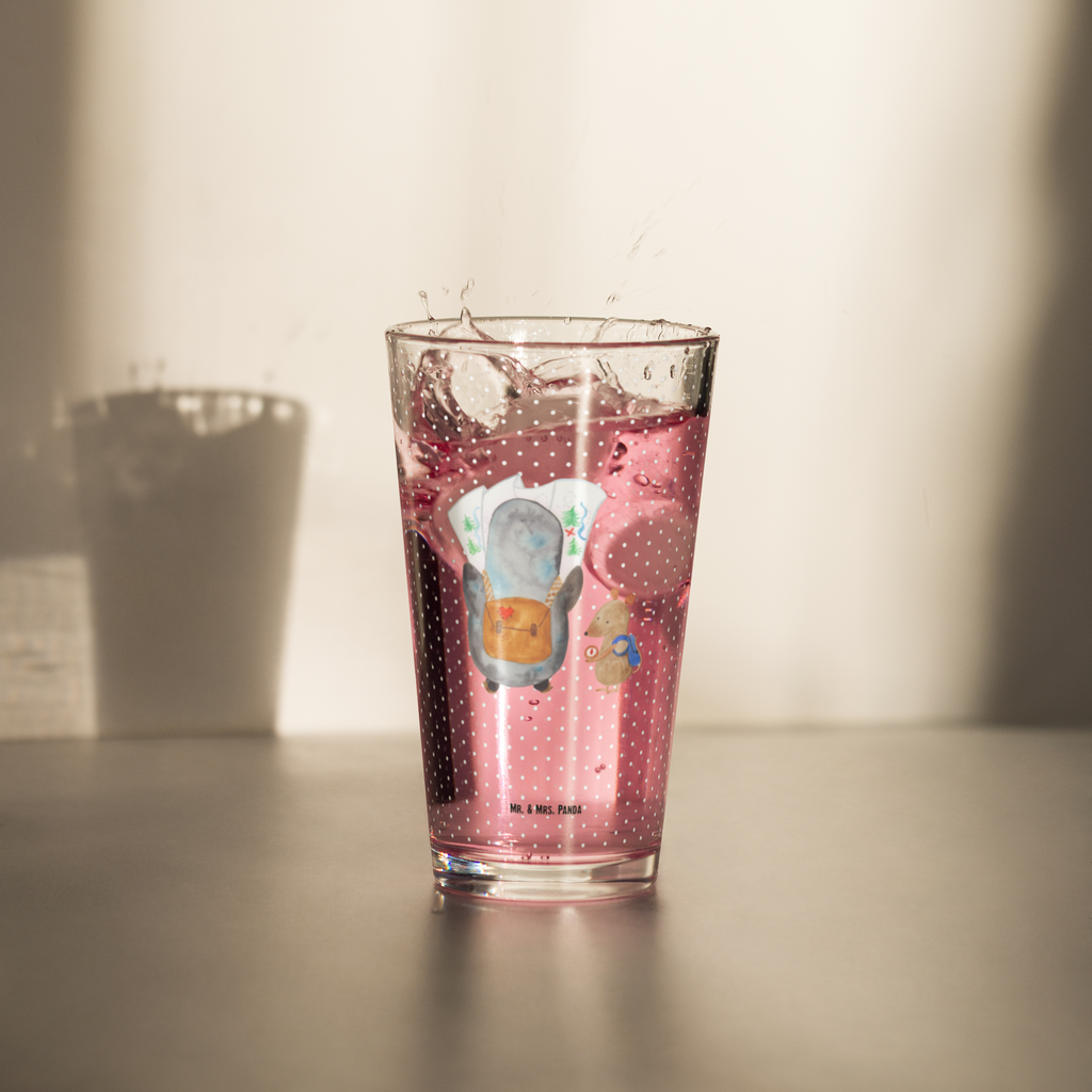 Premium Trinkglas Pinguin & Maus Wanderer Trinkglas, Glas, Pint Glas, Bierglas, Cocktail Glas, Wasserglas, Pinguin, Pinguine, Abenteurer, Abenteuer, Roadtrip, Ausflug, Wanderlust, wandern
