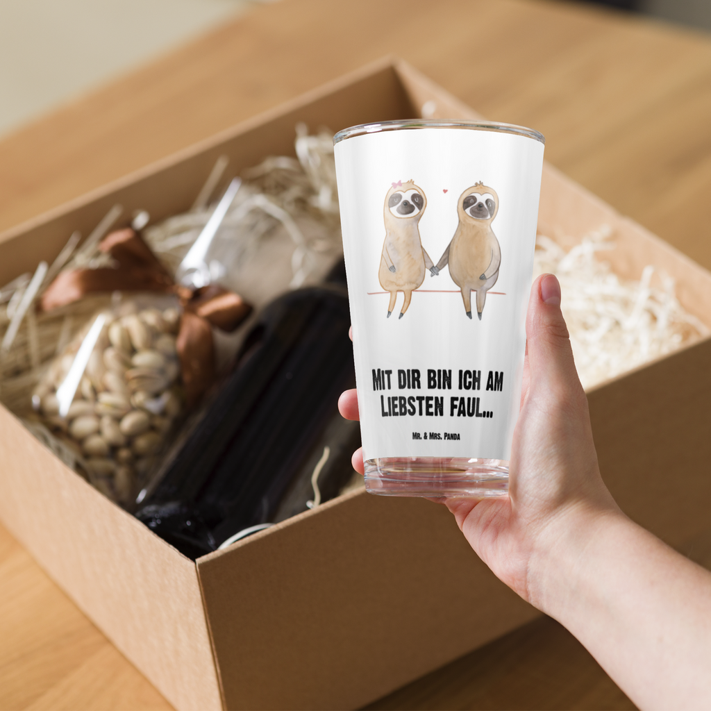 Premium Trinkglas Faultier Pärchen Trinkglas, Glas, Pint Glas, Bierglas, Cocktail Glas, Wasserglas, Faultier, Faultier Geschenk, Faultier Deko, Faultiere, faul, Lieblingstier, Liebe, Liebespaar, Faultierliebe, Faultierpärchen, verliebt, verlobt, gemeinsam, relaxen, Pärchen, Beziehung, Langsamkeit
