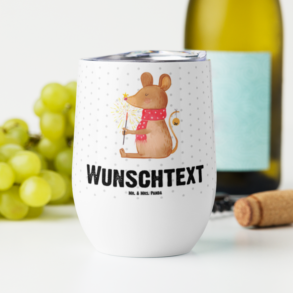 Personalisierter Weinbecher Weihnachtsmaus Personalisierter Weinbecher, Personalisierter Glühwein Becher, Heißgetränke, Personalisierter Trinkbecher, Personalisierter Weinkelch, Personalisiertes Weingläser, hochwertiger Weinbecher, Weinbecher Reisen, Weinbecher unterwegs, Personalisertes Sommerglas, mit Namen, Wunschtext, Personalisierung, selbst bedrucken, Personalisiertes Weinglas, Winter, Weihnachten, Weihnachtsdeko, Nikolaus, Advent, Heiligabend, Wintermotiv, Frohe Weihnachten, Weihnachtsgruß, Weihnachtsmotiv, Maus, Mäuschen, Weihnachtswunder