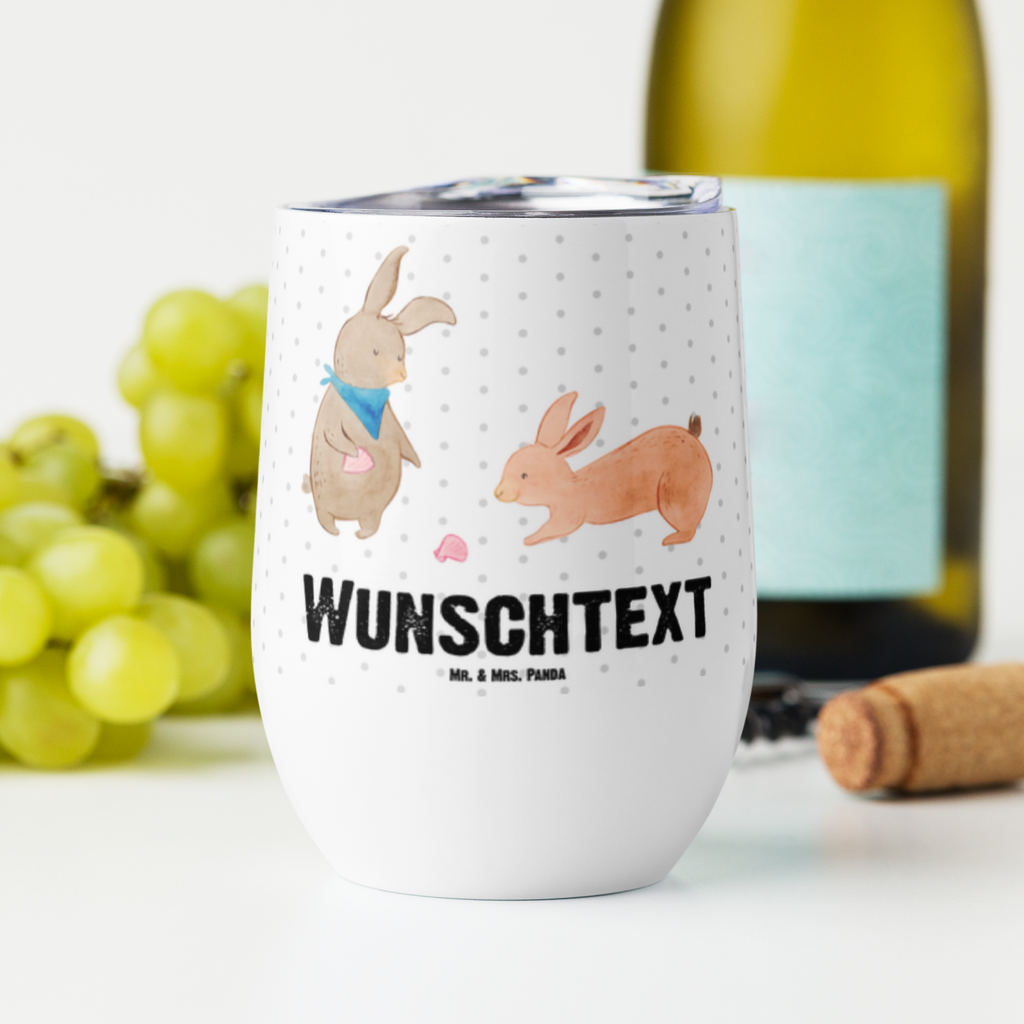 Personalisierter Weinbecher Hasen Muschel Personalisierter Weinbecher, Personalisierter Glühwein Becher, Heißgetränke, Personalisierter Trinkbecher, Personalisierter Weinkelch, Personalisiertes Weingläser, hochwertiger Weinbecher, Weinbecher Reisen, Weinbecher unterwegs, Personalisertes Sommerglas, mit Namen, Wunschtext, Personalisierung, selbst bedrucken, Personalisiertes Weinglas, Familie, Vatertag, Muttertag, Bruder, Schwester, Mama, Papa, Oma, Opa, Hasen, beste Freundin, Freundin, Freundinnen, best friends, BFF, Muscheln sammeln, Muscheln, Meer