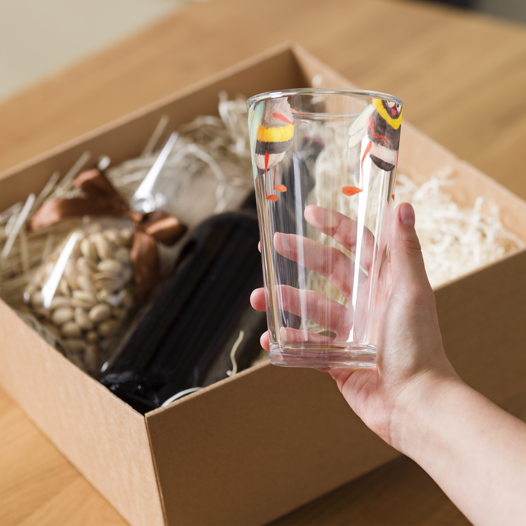 Personalisiertes Trinkglas Bienen Paar Personalisiertes Trinkglas, Personalisiertes Glas, Personalisiertes Pint Glas, Personalisiertes Bierglas, Personalisiertes Cocktail Glas, Personalisiertes Wasserglas, Glas mit Namen, Glas selber bedrucken, Wunschtext, Selbst drucken, Wunschname, Liebe, Partner, Freund, Freundin, Ehemann, Ehefrau, Heiraten, Verlobung, Heiratsantrag, Liebesgeschenk, Jahrestag, Hocheitstag, Valentinstag, Geschenk für Frauen, Hochzeitstag, Mitbringsel, Geschenk für Freundin, Geschenk für Partner, Liebesbeweis, für Männer, für Ehemann, Schildkröten, verliebte Schildkröten