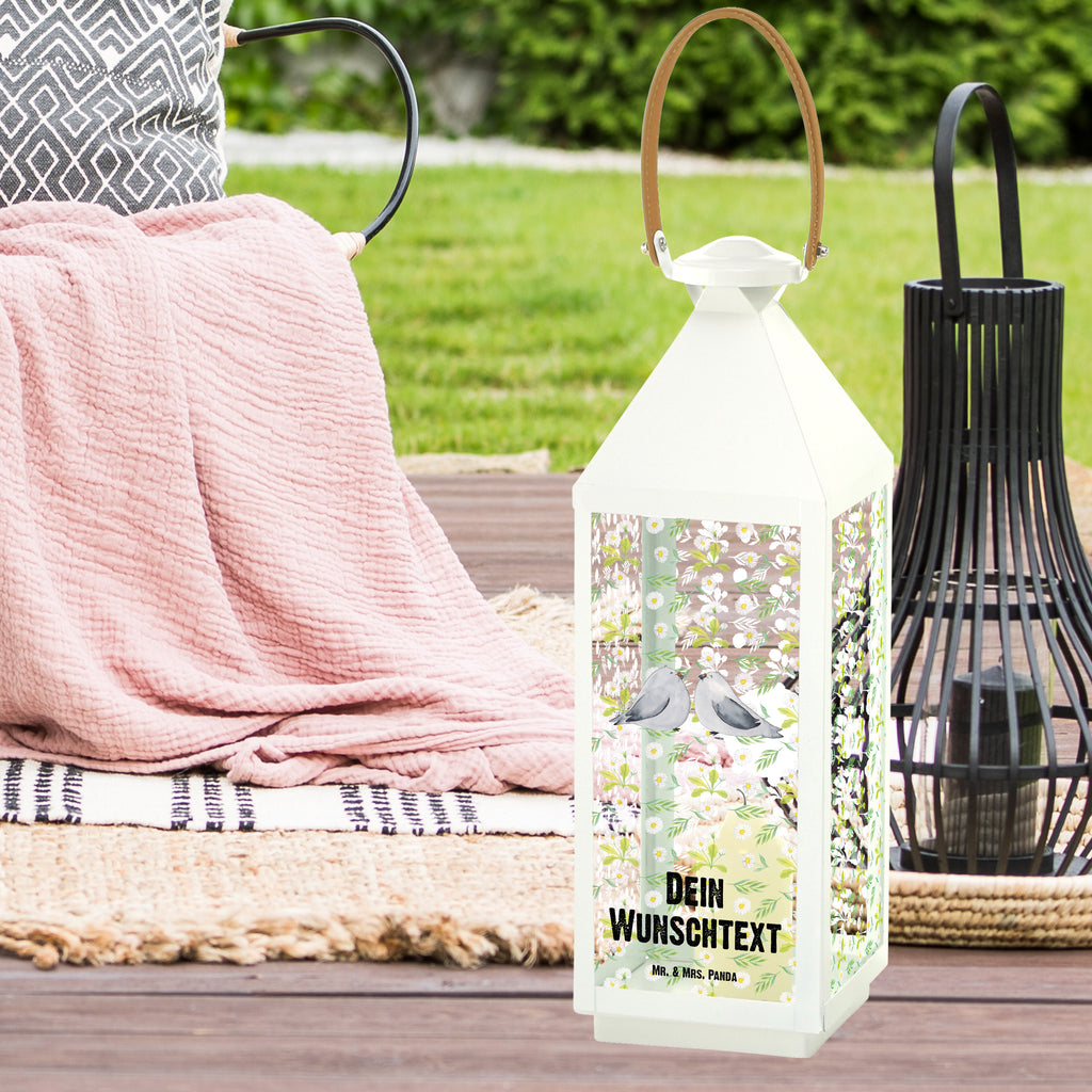Personalisierte Deko Laterne Turteltauben Liebe Gartenlampe, Gartenleuchte, Gartendekoration, Gartenlicht, Laterne  kleine Laternen, XXL Laternen, Laterne groß, Liebe, Partner, Freund, Freundin, Ehemann, Ehefrau, Heiraten, Verlobung, Heiratsantrag, Liebesgeschenk, Jahrestag, Hocheitstag, Turteltauben, Turteltäubchen, Tauben, Verliebt, Verlobt, Verheiratet, Geschenk Freundin, Geschenk Freund, Liebesbeweis, Hochzeitstag, Geschenk Hochzeit