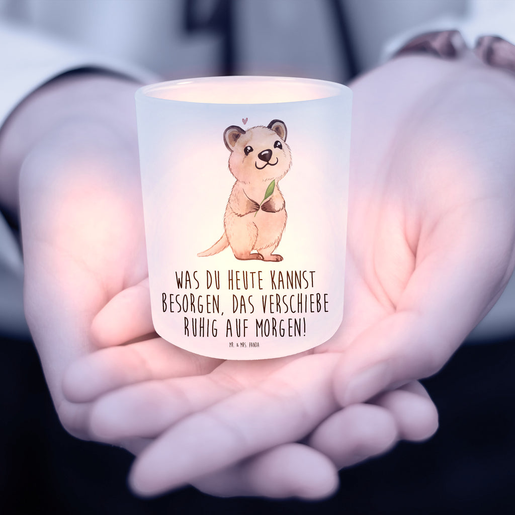 Windlicht Quokka Happy Windlicht Glas, Teelichtglas, Teelichthalter, Teelichter, Kerzenglas, Windlicht Kerze, Kerzenlicht, Tiermotive, Gute Laune, lustige Sprüche, Tiere, Quokka, Verschieben, Aufschieberitis, Lustiger Spruch, Niedliches Tier, Dinge erledigen
