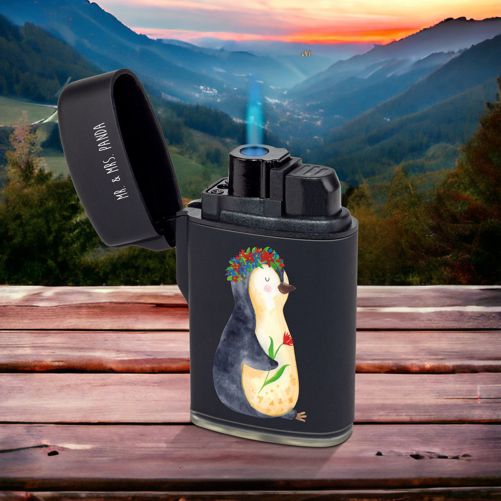 Feuerzeug Pinguin Blumenkranz Pinguin, Pinguine, Blumenkranz, Universum, Leben, Wünsche, Ziele, Lebensziele, Motivation, Lebenslust, Liebeskummer, Geschenkidee