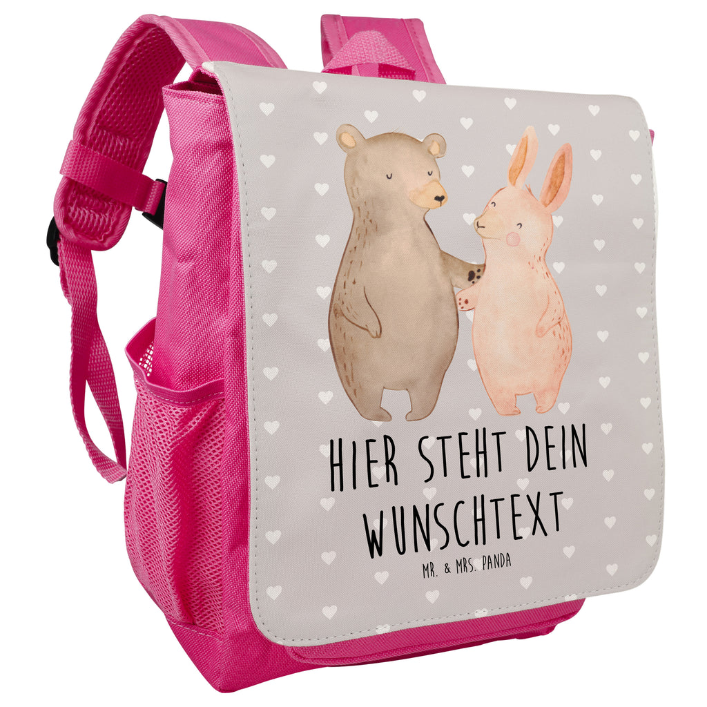 Personalisierter Kinderrucksack Bär Hase Umarmen Personalisierter Rucksack, Kinderrucksack mit Wunschnamen, Kinder Rucksack personalisiert, Rucksack Kindergröße mit Name, Kleiner Rucksack mit individuellem Text, Rucksack mit eigenem Namen, Individueller Kinderrucksack, Rucksack mit Wunschtext, Personalisierter Rucksack für Kinder<br />Kinder Rucksack mit eigenem Design, Liebe, Partner, Freund, Freundin, Ehemann, Ehefrau, Heiraten, Verlobung, Heiratsantrag, Liebesgeschenk, Jahrestag, Hocheitstag, Freunde, bester Freund, Hase, Bär, Bärchen, best friends