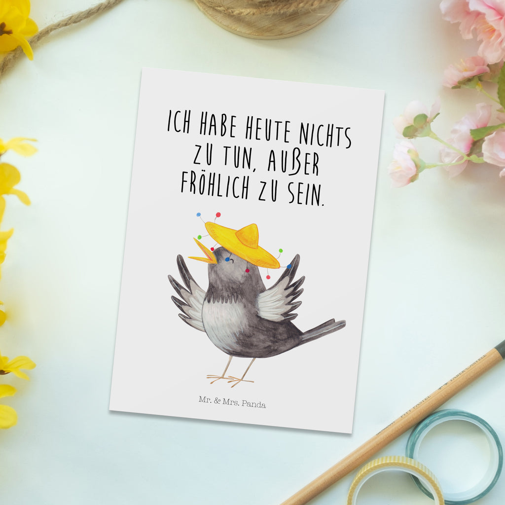 Postkarte Rabe mit Sombrero Geschenkkarte, Grußkarte, Karte, Einladung, Ansichtskarte, Geburtstagskarte, Einladungskarte, Dankeskarte, Tiermotive, Gute Laune, lustige Sprüche, Tiere, Rabe, Vogel, Vögel, Spruch positiv, fröhlich sein, glücklich sein, Glück Spruch, froh, Elster, Motivation