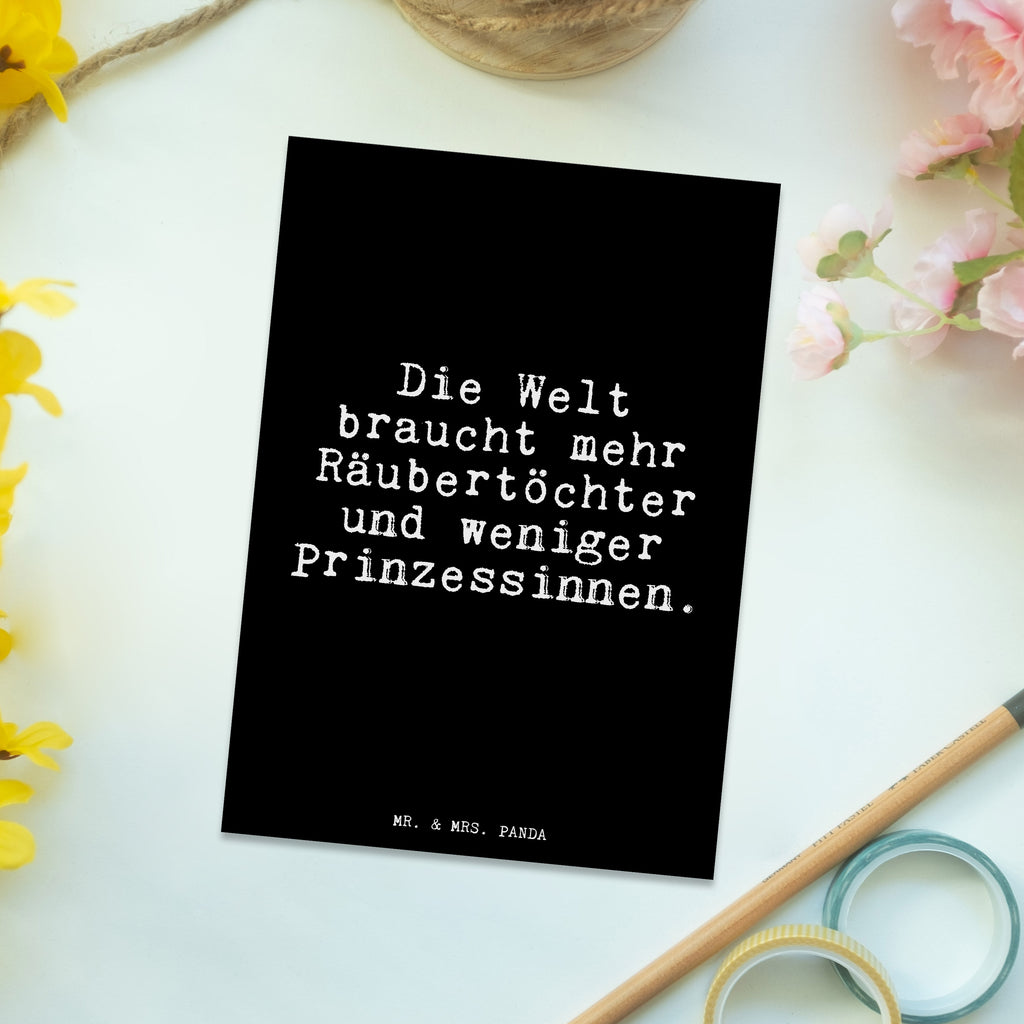 Postkarte Fun Talk Die Welt braucht mehr Räubertöchter und weniger Prinzessinnen. Geschenkkarte, Grußkarte, Karte, Einladung, Ansichtskarte, Geburtstagskarte, Einladungskarte, Dankeskarte, Spruch, Sprüche, lustig, Weisheiten, Zitate, Glizer Spruch Sprüche Weisheiten Zitate Lustig Weisheit Worte