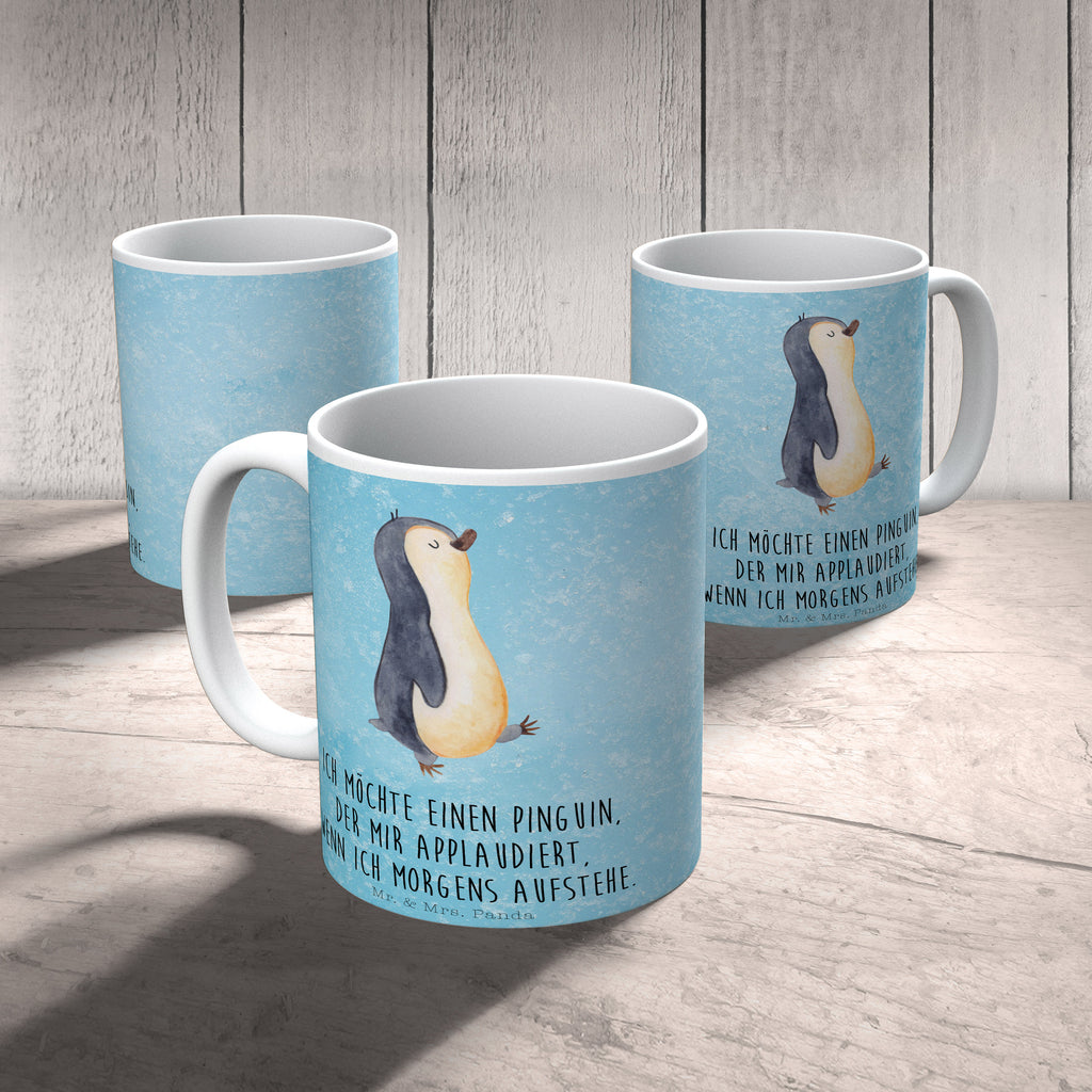 Tasse Pinguin marschierend Pinguin, Pinguine, Frühaufsteher, Langschläfer, Bruder, Schwester, Familie	 Becher, Kaffeetasse, Kaffeebecher, Tee, Frühstück, Büro  Pinguin