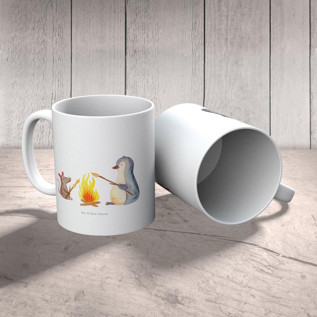 Tasse Pinguin Lagerfeuer Pinguin, Maus, Pinguine, Lagerfeuer, Leben, Arbeit, Job, Motivation, Büro, Büroalltag, Lebensspruch, Lebensmotivation, Neustart, Liebe, grillen, Feuer, Marshmallows Becher, Kaffeetasse, Kaffeebecher, Tee, Frühstück, Büro  Pinguin