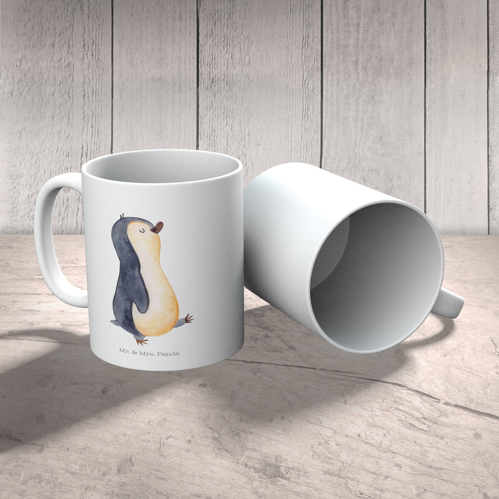 Tasse Pinguin marschierend Pinguin, Pinguine, Frühaufsteher, Langschläfer, Bruder, Schwester, Familie	 Becher, Kaffeetasse, Kaffeebecher, Tee, Frühstück, Büro  Pinguin