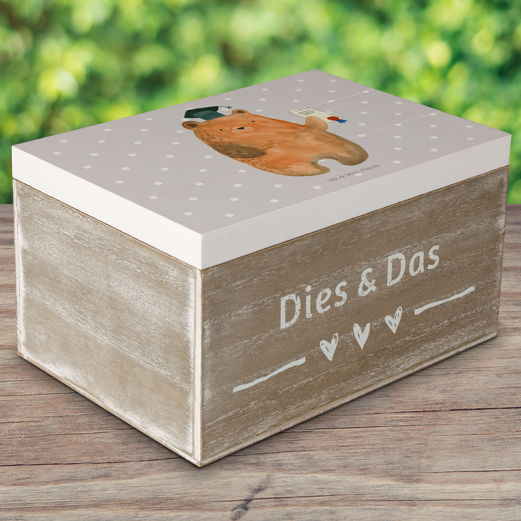 Holzkiste Prüfungsbär Holzkiste, Kiste, Schatzkiste, Truhe, Schatulle, XXL, Erinnerungsbox, Erinnerungskiste, Dekokiste, Aufbewahrungsbox, Bär, Teddy, Teddybär, Abitur, Prüfungen, Prüfung bestanden, Abschluss, Zeugnis, Abschlusszeugnis