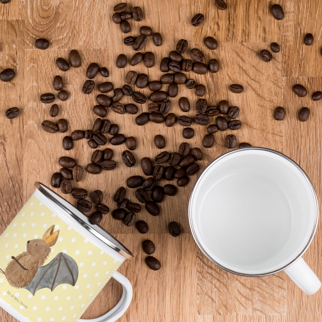 Camping Emaille Tasse Fledermaus sitzend Campingtasse, Trinkbecher, Metalltasse, Outdoor Tasse, Emaille Trinkbecher, Blechtasse Outdoor, Emaille Campingbecher, Edelstahl Trinkbecher, Metalltasse für Camping, Kaffee Blechtasse, Camping Tasse Metall, Tiermotive, Gute Laune, lustige Sprüche, Tiere, Fledermaus, Fledermäuse, Motivation, entspannen