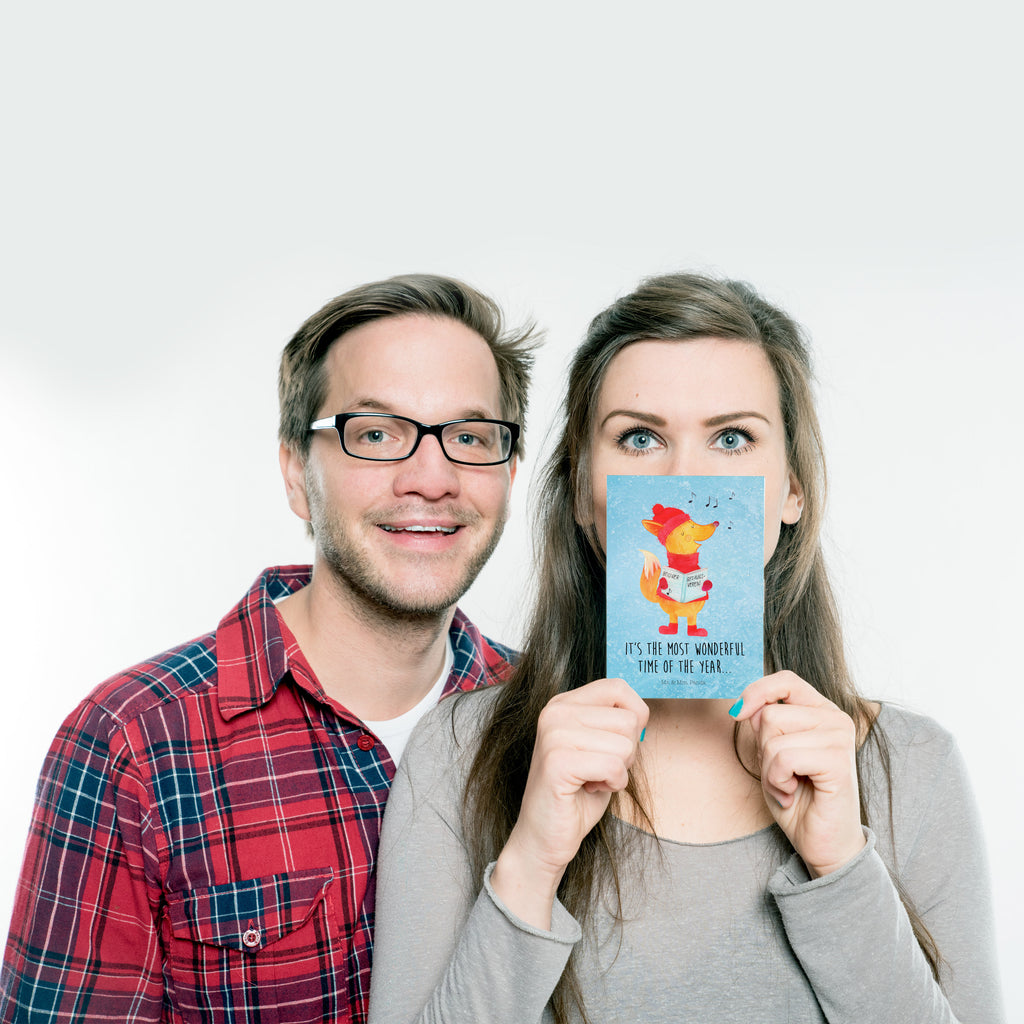 Postkarte Fuchs Sänger Geschenkkarte, Grußkarte, Karte, Einladung, Ansichtskarte, Geburtstagskarte, Einladungskarte, Dankeskarte, Winter, Weihnachten, Weihnachtsdeko, Nikolaus, Advent, Heiligabend, Wintermotiv, Fuchs, Füchse, Sänger, Geschenk Sänger, Singen, Weihnachtslieder