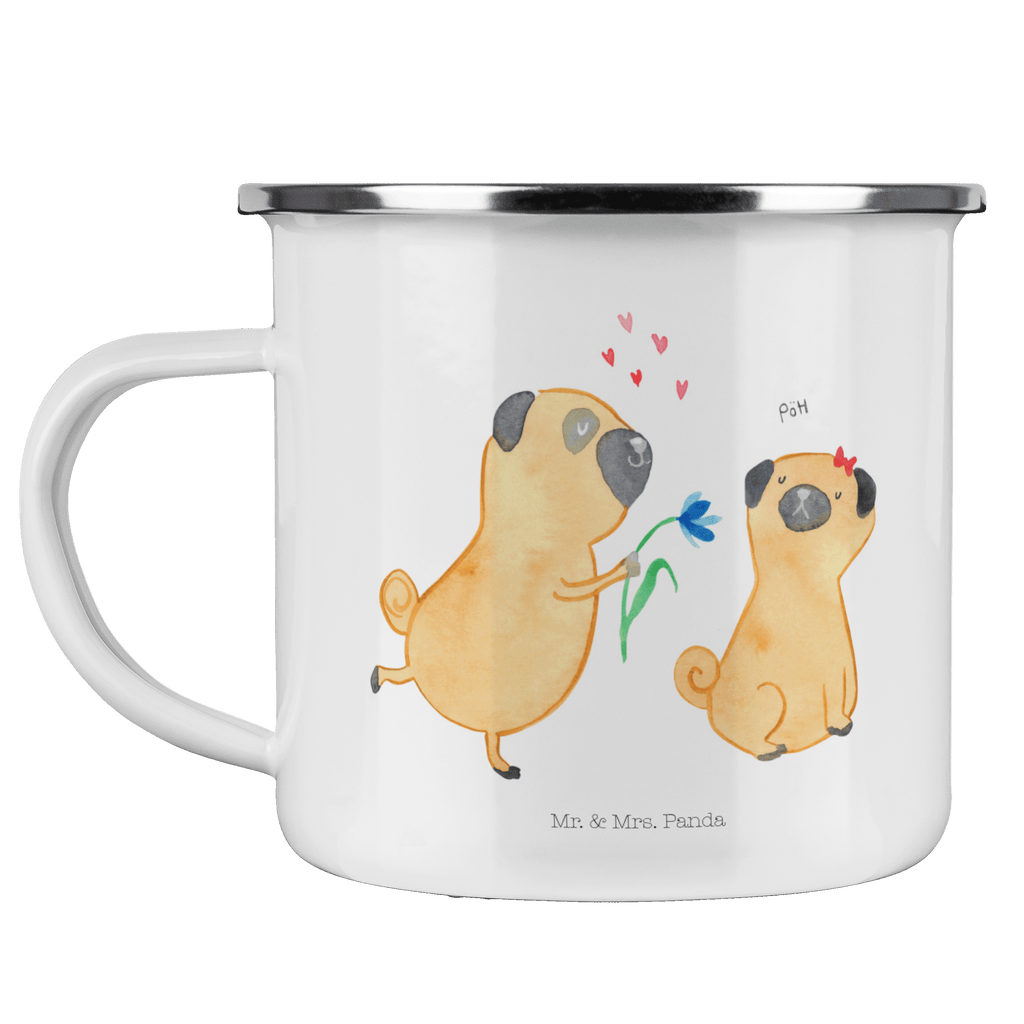 Camping Emaille Tasse Mops verliebt  	Mops, Möpse, Hund, Hundeliebe, verliebt, Liebe, Liebesspruch. Verlobt, Geschenk Freund, Partner Campingtasse, Trinkbecher, Metalltasse, Outdoor Tasse, Emaille Trinkbecher, Blechtasse Outdoor, Emaille Campingbecher, Edelstahl Trinkbecher, Metalltasse für Camping, Kaffee Blechtasse, Camping Tasse Metall  Hund, Hundemotiv, Haustier, Hunderasse, Tierliebhaber, Hundebesitzer, Sprüche