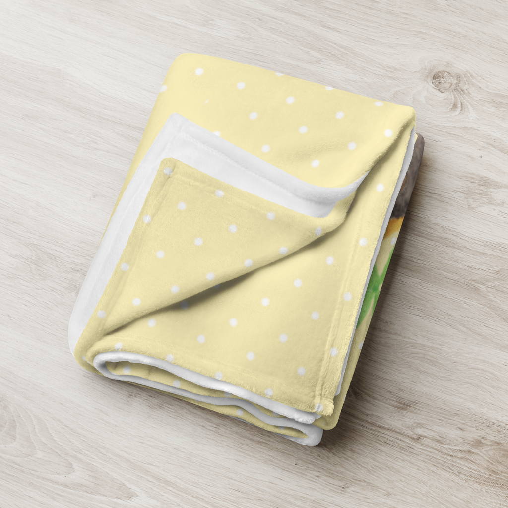 Babydecke Hummeln mit Kleeblatt Hummel, Biene, Spruch positiv, Biene Deko, Spruch schön, glücklich sein, glücklich werden, Spruch fröhlich Babydecke, Babygeschenk, Geschenk Geburt, Babyecke Kuscheldecke, Krabbeldecke  süße Tiermotive, gute Laune, lustige Sprüche, Tiere