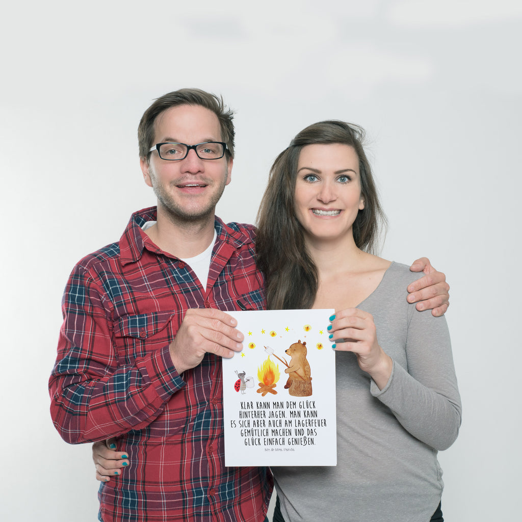 Poster Bär & Marienkäfer Lagerfeuer Lagerfeuer, Bär,  Poster, Wandposter, Bild, Wanddeko, Küchenposter, Kinderposter, Wanddeko Bild, Raumdekoration, Wanddekoration, Handgemaltes Poster, Mr. & Mrs. Panda Poster, Designposter, Kunstdruck, Posterdruck  Bär, Teddy, Teddybär