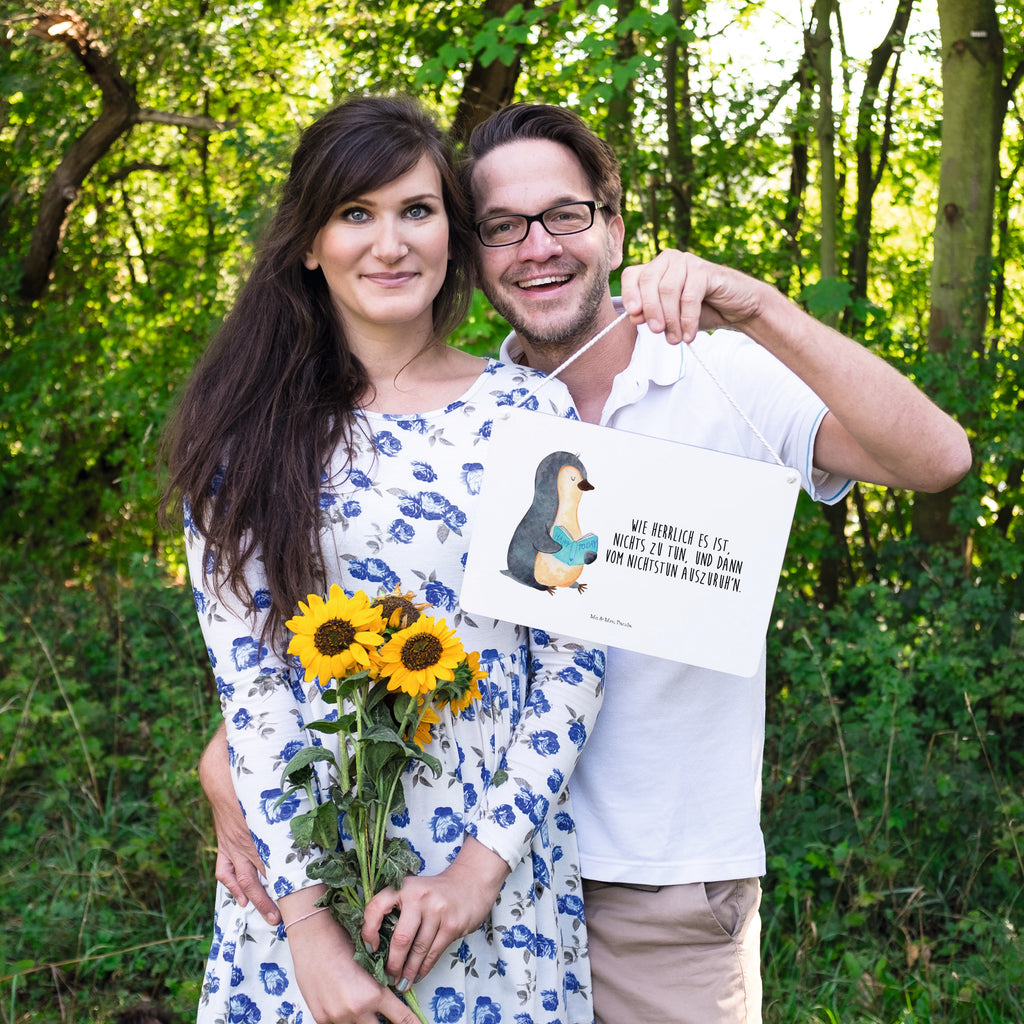 Deko Schild Pinguin Buch Pinguin, Pinguine, Buch, Lesen, Bücherwurm, Nichtstun, Faulenzen, Ferien, Urlaub, Freizeit,	 Schild, Türschild, Holzschild, Wandschild, Wanddeko  Pinguin