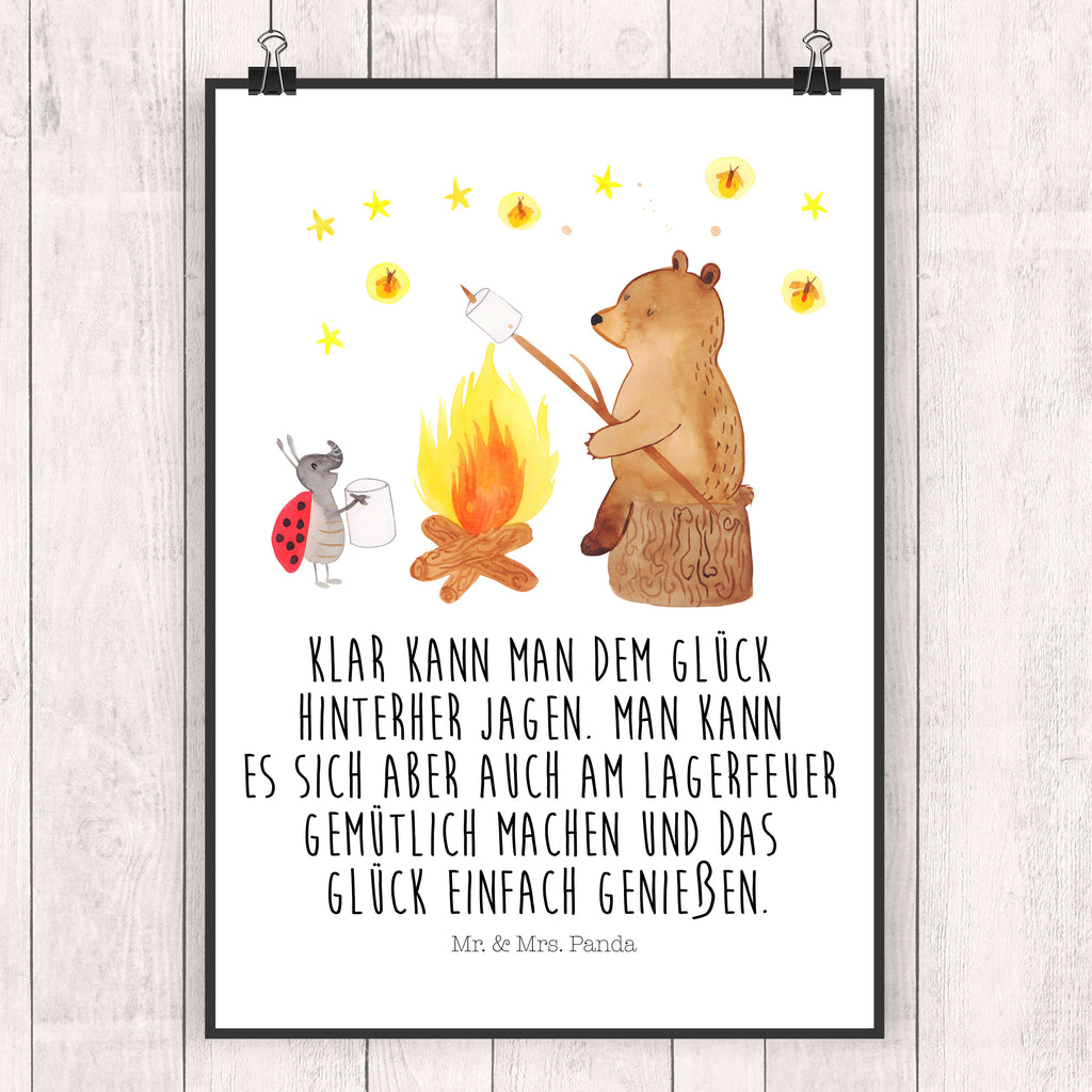 Poster Bär & Marienkäfer Lagerfeuer Lagerfeuer, Bär,  Poster, Wandposter, Bild, Wanddeko, Küchenposter, Kinderposter, Wanddeko Bild, Raumdekoration, Wanddekoration, Handgemaltes Poster, Mr. & Mrs. Panda Poster, Designposter, Kunstdruck, Posterdruck  Bär, Teddy, Teddybär
