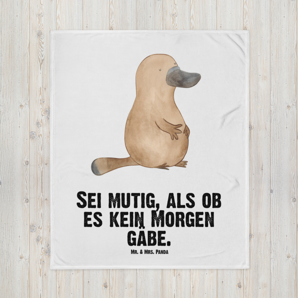 Babydecke Schnabeltier mutig Schnabeltier, Mut, mutig, Lebensweisheit, Schnabeltiere, Motivation, Training, Büro, Arbeit, Neuanfang, Neustart, Weltreise, Raodtrip	 Babydecke, Babygeschenk, Geschenk Geburt, Babyecke Kuscheldecke, Krabbeldecke  Meerestiere, Meer, Urlaub