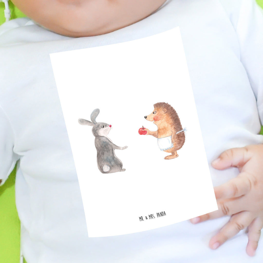 Baby T-Shirt Liebe ist nie ohne Schmerz Igel und Hase, Igel, Hase, Liebe Spruch, Liebeskummer Geschenk, Herzschmerz, Trösten, Trennungsschmerz, Spruch romantisch Mädchen,Jungen,Unisex,Motiv,Baby T-Shirt,Kurzarm  süße Tiermotive, gute Laune, lustige Sprüche, Tiere