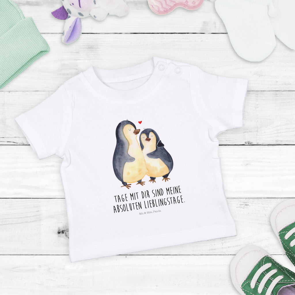Baby T-Shirt Pinguin umarmend Pinguin, Liebe, Liebespaar, Liebesbeweis, Liebesgeschenk, Verlobung, Jahrestag, Hochzeitstag, Hochzeit, Hochzeitsgeschenk Mädchen,Jungen,Unisex,Motiv,Baby T-Shirt,Kurzarm  Pinguin