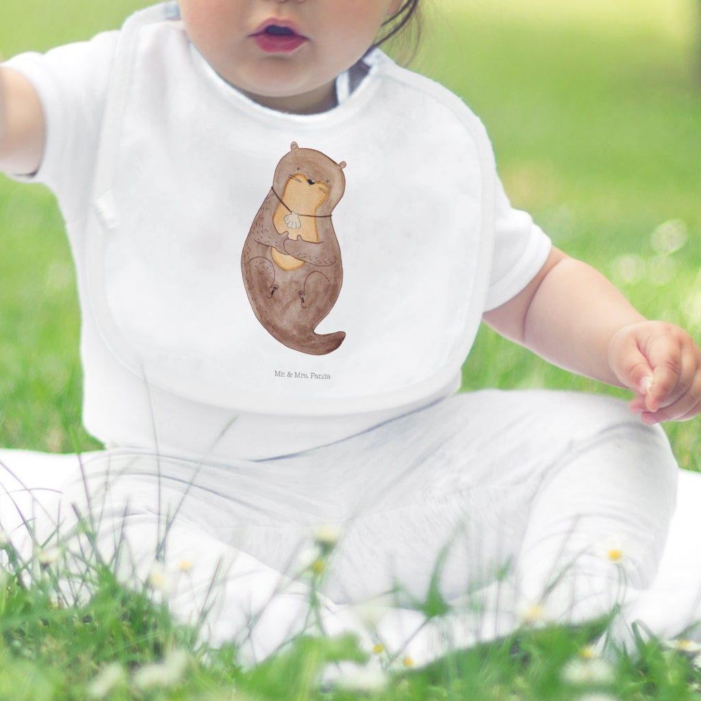 Organic Babylätzchen Otter mit Muschelmedaillon Otter, Otterliebe, Seeotter, grübeln, träumen, Motivation, Tagträumen, Büro	 Baby, Lätzchen, Spucktuch, Sabberlätzchen, Klettlätzchen, Babygeschenk, Baby Lätzchen, Geschenk für Geburt, Geschenk zur Geburt, Baby Spucktuch, Babyausstattung, Geschenkidee für Babyparty  Otter,  Fischotter,  Seeotter