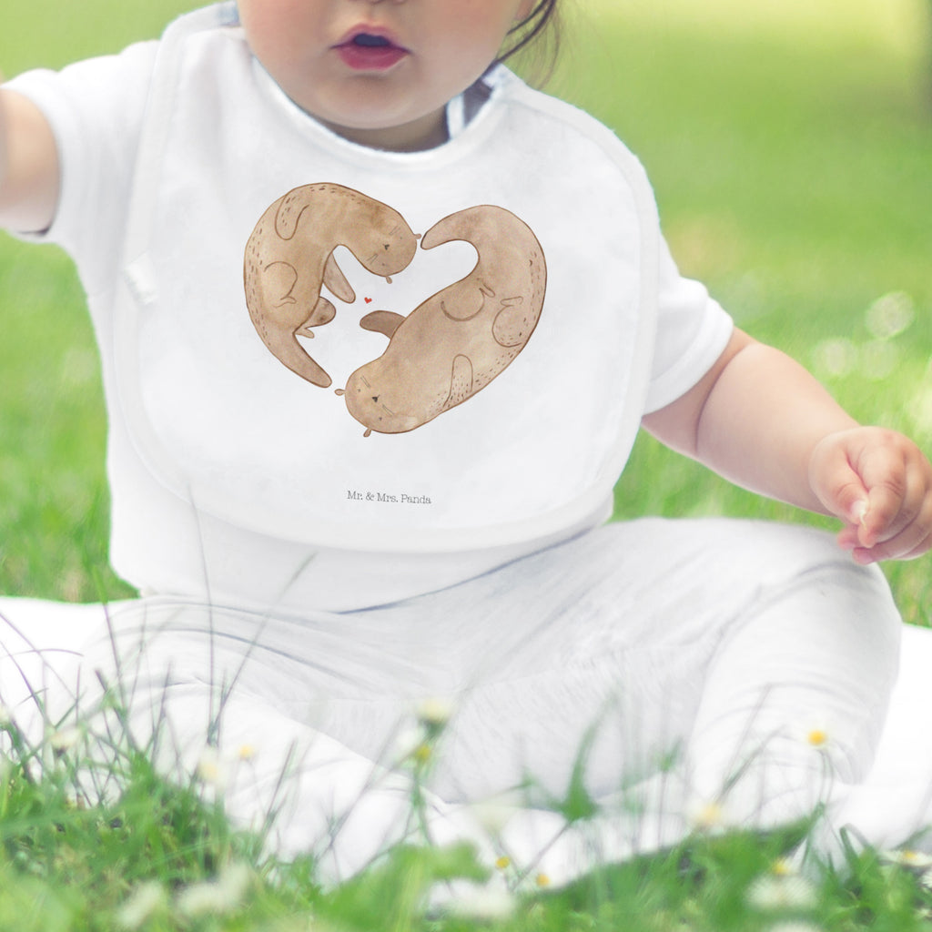 Organic Babylätzchen Otter Herz Baby, Lätzchen, Spucktuch, Sabberlätzchen, Klettlätzchen, Babygeschenk, Baby Lätzchen, Geschenk für Geburt, Geschenk zur Geburt, Baby Spucktuch, Babyausstattung, Geschenkidee für Babyparty, Otter, Fischotter, Seeotter, Liebe, Herz, Liebesbeweis, Liebesgeschenk, Bessere Hälfte, Love you, Jahrestag, Hochzeitstag, Verlobung, gemeinsames Leben