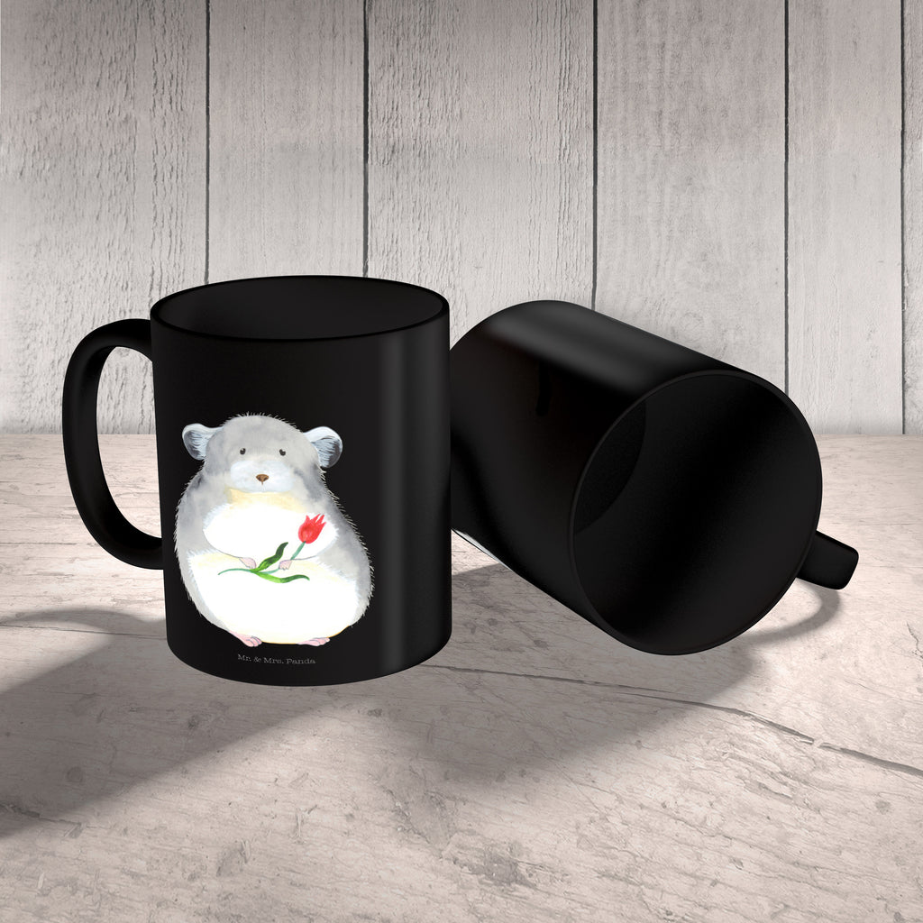 Tasse Chinchilla mit Blume Chinchilla, Chinchillas, Liebeskummer, Kummer, Depressionen, traurig sein, Chaos, Glücklichsein, Büro, Büroalltag Becher, Kaffeetasse, Kaffeebecher, Tee, Frühstück, Büro  süße Tiermotive, gute Laune, lustige Sprüche, Tiere