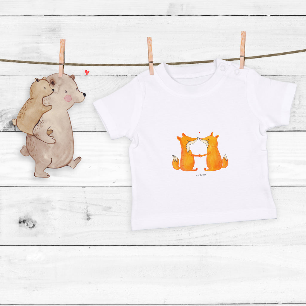 Baby T-Shirt Füchse Liebe Fuchs, Füchse, Fox, Liebe, Liebespaar, Paar, Partner, Freundin, Freund, Ehe, Verlobte, Ehemann, Ehefrau, Liebesbeweis Mädchen, Jungen, Unisex, Motiv ,Baby T-Shirt, Kurzarm, Shirt, Baby  Fuchs