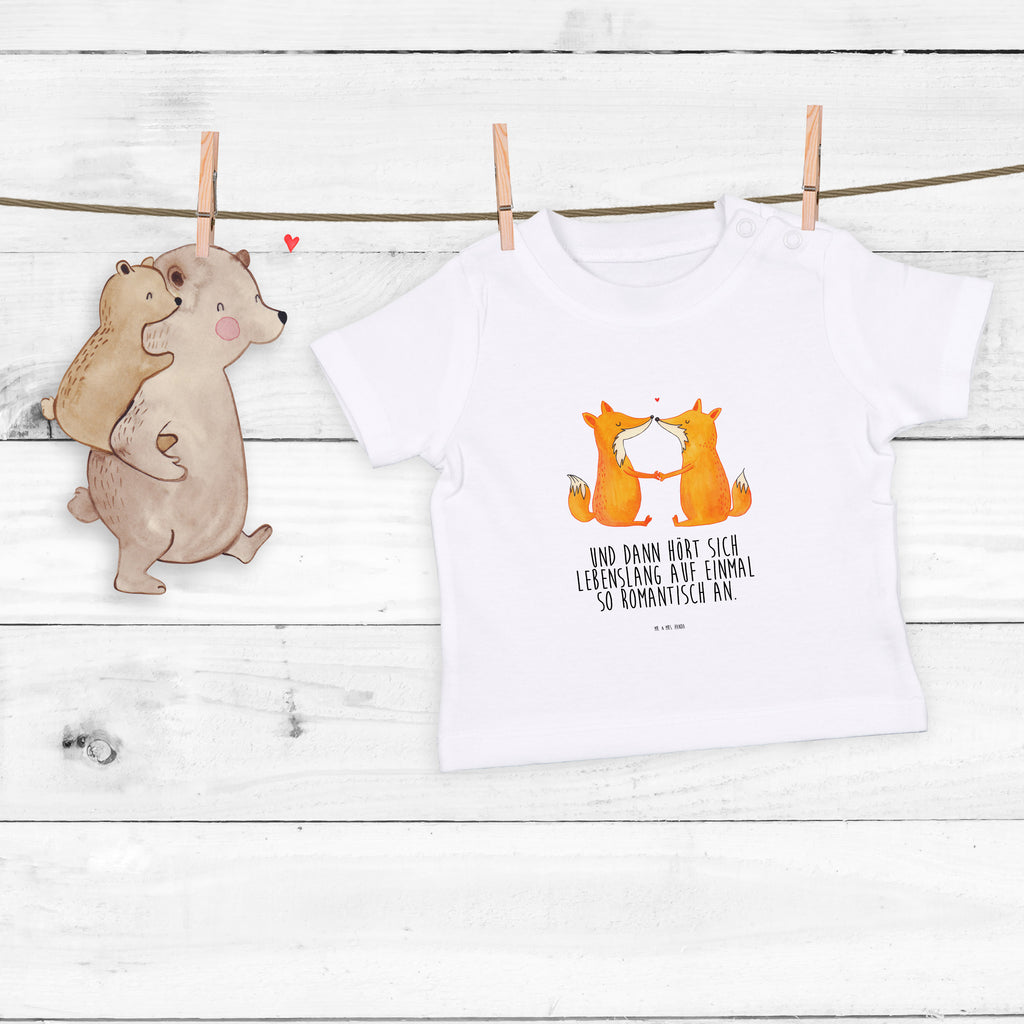 Baby T-Shirt Füchse Liebe Fuchs, Füchse, Fox, Liebe, Liebespaar, Paar, Partner, Freundin, Freund, Ehe, Verlobte, Ehemann, Ehefrau, Liebesbeweis Mädchen, Jungen, Unisex, Motiv ,Baby T-Shirt, Kurzarm, Shirt, Baby  Fuchs