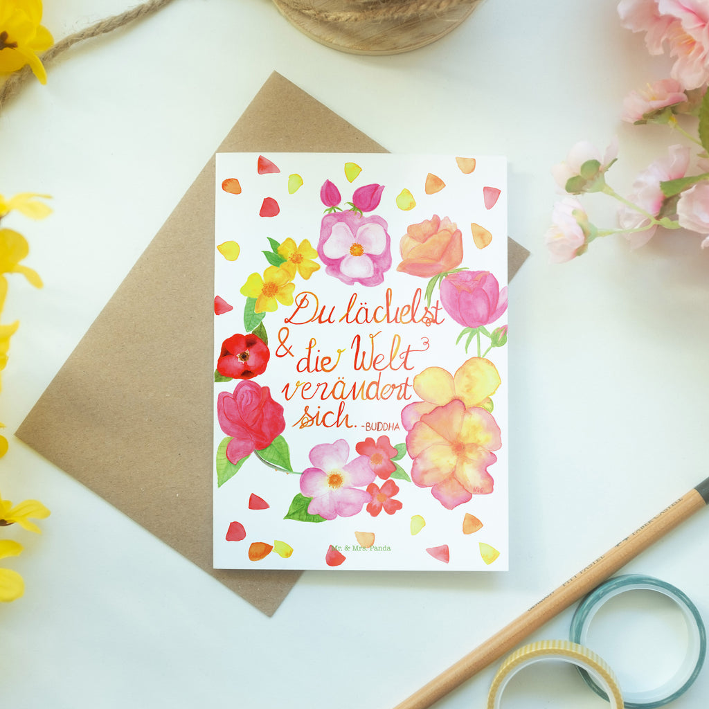 Grußkarte Du Lächelst Klappkarte, Einladungskarte, Glückwunschkarte, Hochzeitskarte, Geburtstagskarte, Karte, Blumen Deko, Frühlings Deko, Sommer Deko, Dekoration, positive Botschaft, Naturliebhaber, Outdoor, Natur, Abenteuer, Lächele, Welt verändert sich, Zitat Buddha, Lachen Spruch, glücklich sein, Zitat schön, Geschenk Freundin, Spruch positiv