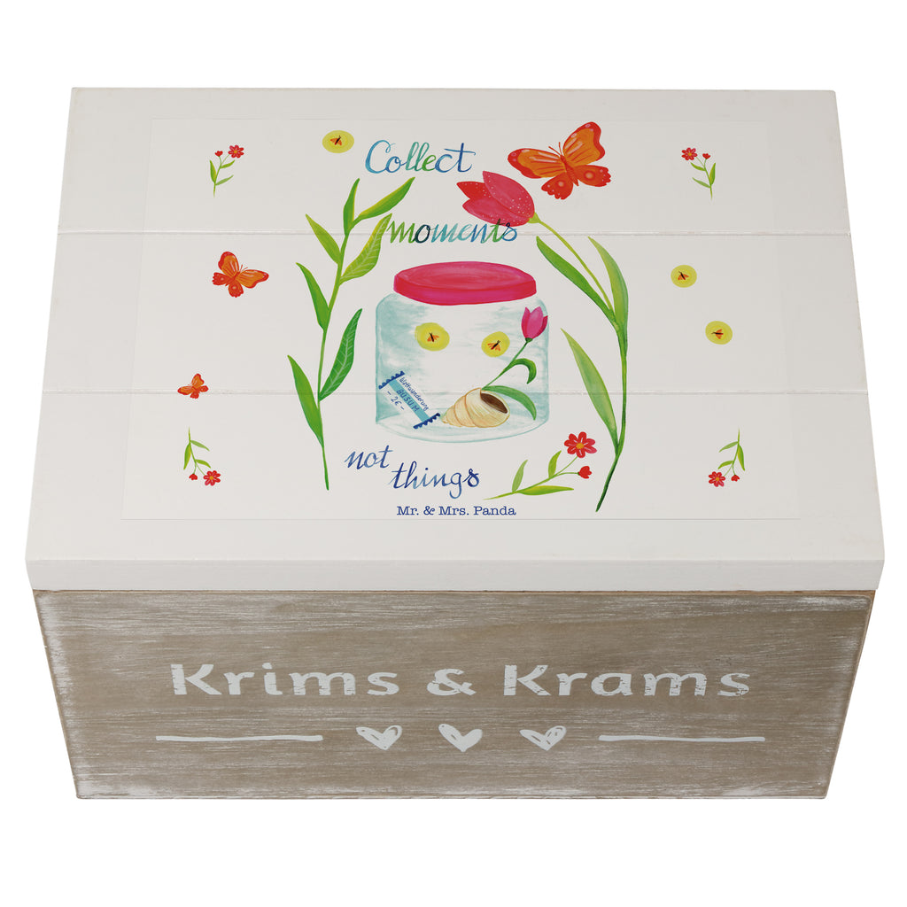 Holzkiste Collect Moments, not things Momente, Spruch Erinnerungen, Zitat Leben, Zitat Englisch, Spruch Leben, Lebensweisheit, Deko Bild, Blumen Motiv, Lebensmotto Holzkiste, Kiste, Schatzkiste, Truhe, Schatulle, XXL,  Erinnerungsbox, Erinnerungskiste, Dekokiste, Aufbewahrungsbox  Blumen Deko, Frühlings Deko, Sommer Deko, Dekoration, positive Botschaft, Naturliebhaber, Outdoor, Natur, Abenteuer