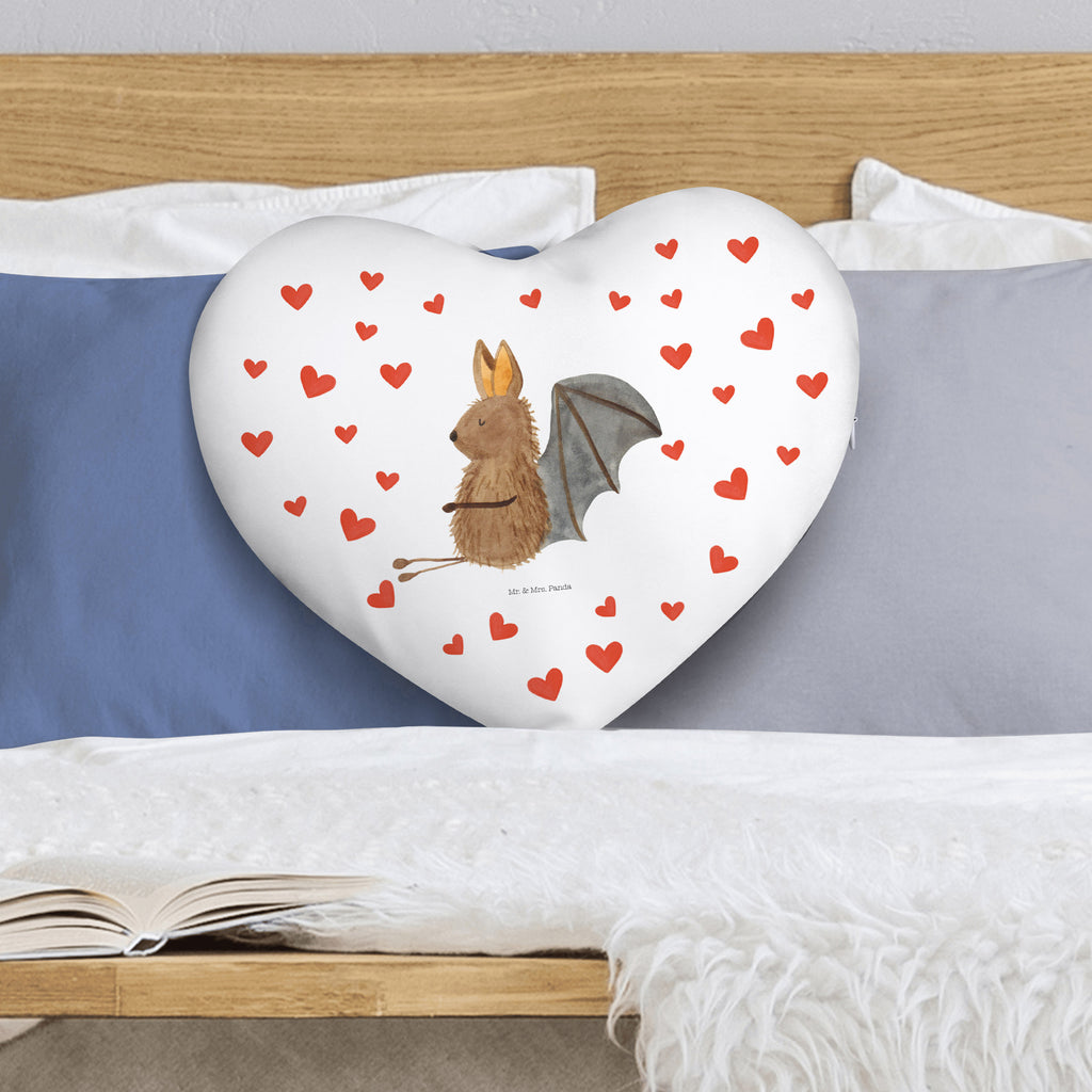 Herzkissen Fledermaus sitzend Kissen, Herzkissen, Herzform, Herz, Dekokissen, Tiermotive, Gute Laune, lustige Sprüche, Tiere, Fledermaus, Fledermäuse, Motivation, entspannen