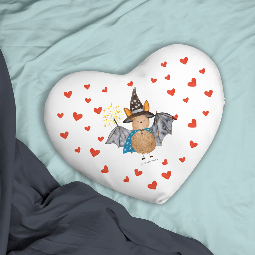 Herzkissen Fledermaus Zauberer Kissen, Herzkissen, Herzform, Herz, Dekokissen, Tiermotive, Gute Laune, lustige Sprüche, Tiere, Fledermaus, Fledermäuse, Zauberer, Magier, Frauen, reinsteigern