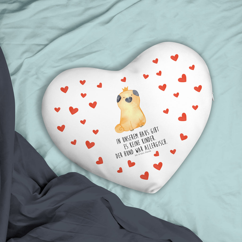Herzkissen Mops Krone Kissen, Herzkissen, Herzform, Herz, Dekokissen, Hund, Hundemotiv, Haustier, Hunderasse, Tierliebhaber, Hundebesitzer, Sprüche, Mops, allergisch, kinderlos, Hausregel, Hundebesitzer. Spruch, lustig