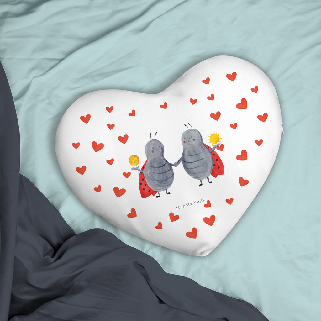Herzkissen Sternzeichen Zwilling Kissen, Herzkissen, Herzform, Herz, Dekokissen, Tierkreiszeichen, Sternzeichen, Horoskop, Astrologie, Aszendent, Zwillinge, Zwilling Geschenk, Zwilling Sternzeichen, Geburtstag Mai, Geschenk Mai, Geschenk Juni, Marienkäfer, Glückskäfer, Zwillingsbruder, Zwillingsschwester