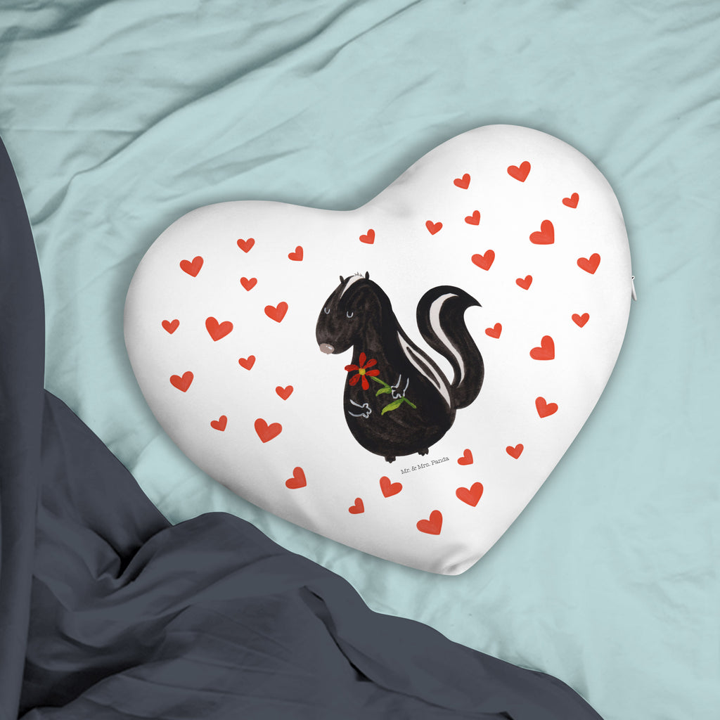 Herzkissen Stinktier Blume Kissen, Herzkissen, Herzform, Herz, Dekokissen, Stinktier, Skunk, Wildtier, Raubtier, Stinker, Stinki, Tagträumer, verträumt, Dreams, Träume