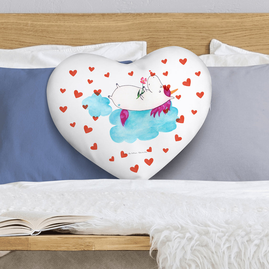 Herzkissen Einhorn verliebt auf Wolke Kissen, Herzkissen, Herzform, Herz, Dekokissen, Einhorn, Einhörner, Einhorn Deko, Pegasus, Unicorn, verliebt, Liebe, Liebesbeweis, Freundin, Wolke