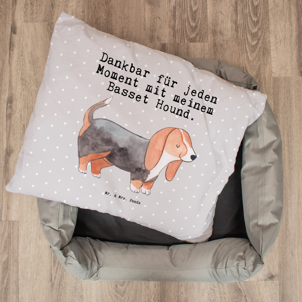 Hundebett Basset Hound Moment Hundebett, Hundeliege, Liegeplatz, Hund, Hundekörbchen, Körbchen, Tierbett, Hundebett Luxus, Hundekissen, Hundesofa, Hundeschlafplatz, Hundebettchen, Hundemöbel, Hundedecke, Hunderasse, Rassehund, Hundebesitzer, Geschenk, Tierfreund, Schenken, Welpe, Basset Hound, Basset