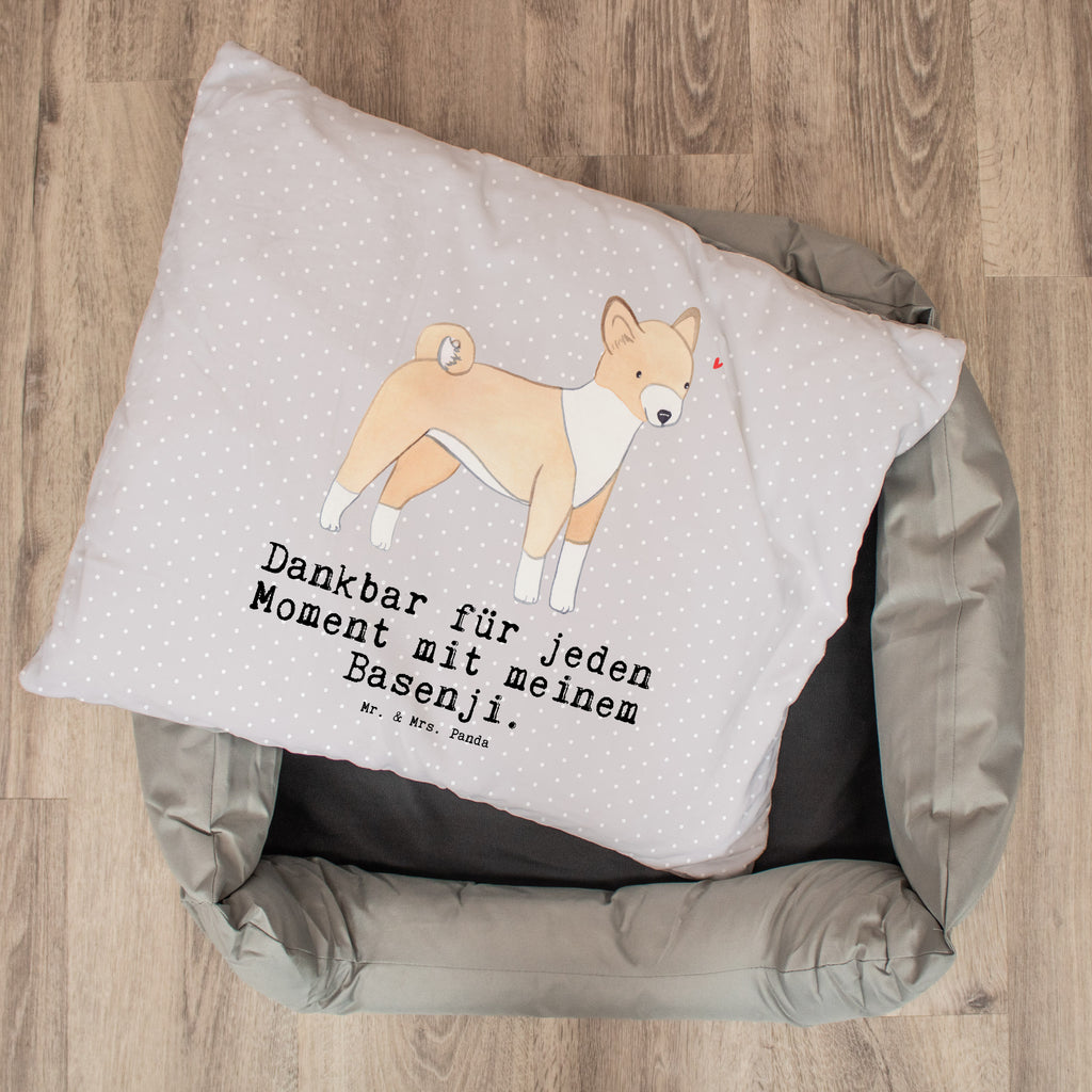 Hundebett Basenji Moment Hundebett, Hundeliege, Liegeplatz, Hund, Hundekörbchen, Körbchen, Tierbett, Hundebett Luxus, Hundekissen, Hundesofa, Hundeschlafplatz, Hundebettchen, Hundemöbel, Hundedecke, Hunderasse, Rassehund, Hundebesitzer, Geschenk, Tierfreund, Schenken, Welpe, Kongo-Terrier, Basenji