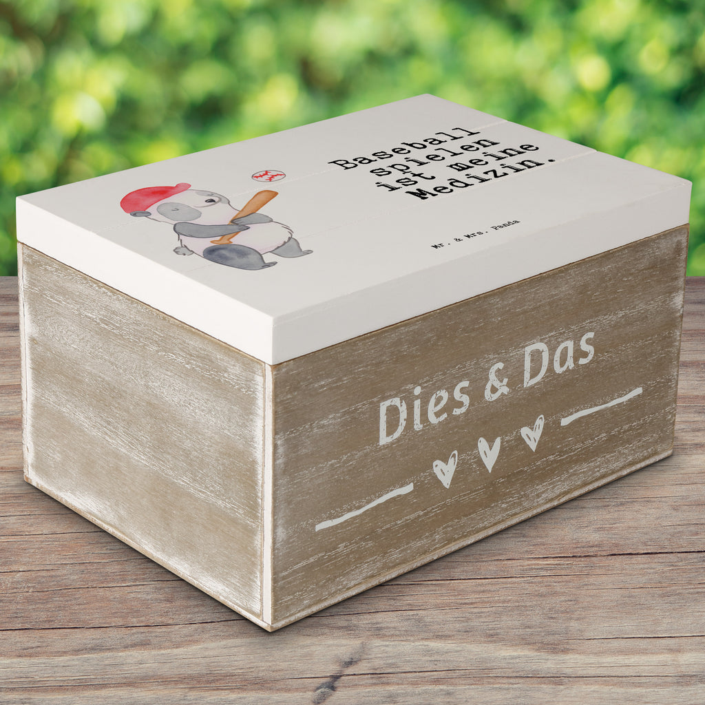 Holzkiste Panda Baseball spielen Medizin Baseball spielen, Baseball Spielen, Baseball Match, Ballsport, Baseballplatz, Baseballverein Holzkiste, Kiste, Schatzkiste, Truhe, Schatulle, XXL,  Erinnerungsbox, Erinnerungskiste, Dekokiste, Aufbewahrungsbox  Geschenk, Sport, Sportart, Hobby, Schenken, Danke, Dankeschön, Auszeichnung, Gewinn, Sportler