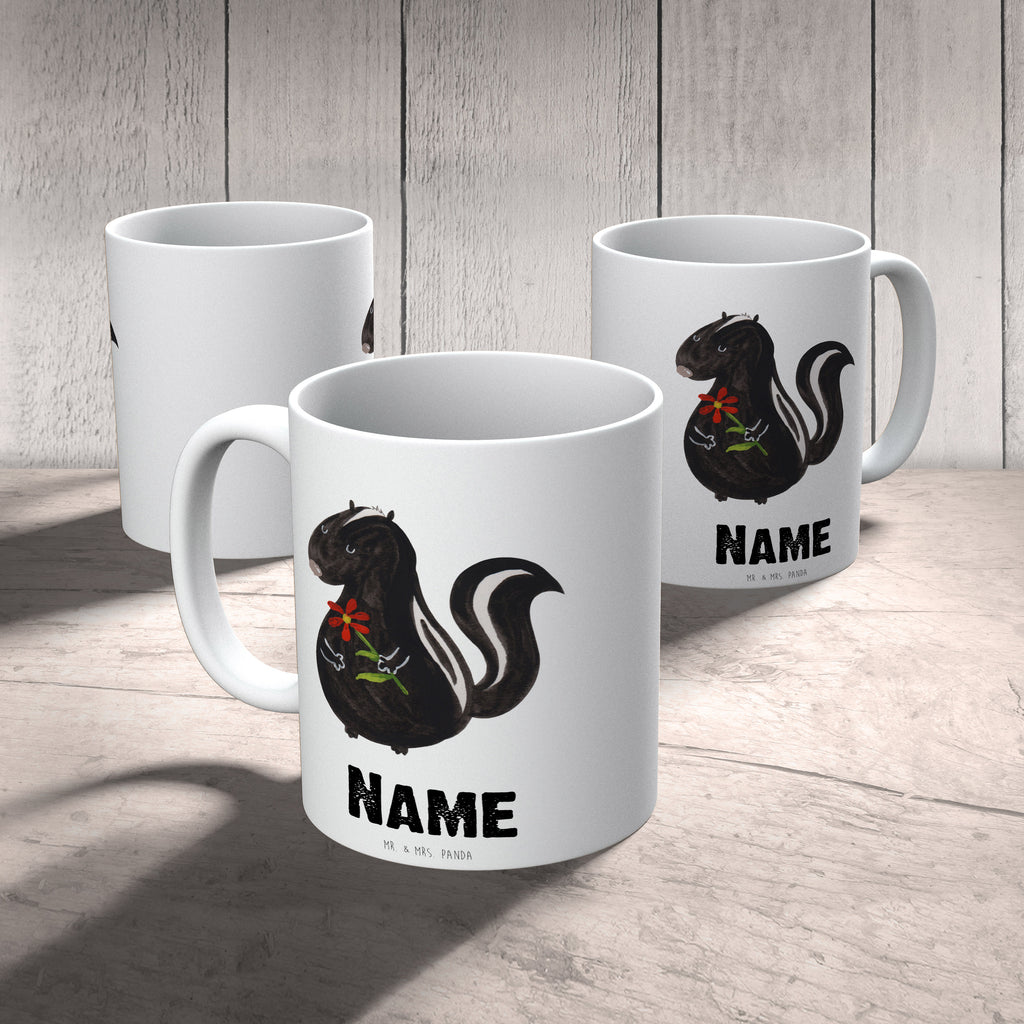 Personalisierte Tasse Stinktier Blume Personalisierte Tasse, Namenstasse, Wunschname, Personalisiert, Tasse, Namen, Drucken, Tasse mit Namen, Stinktier, Skunk, Wildtier, Raubtier, Stinker, Stinki, Tagträumer, verträumt, Dreams, Träume