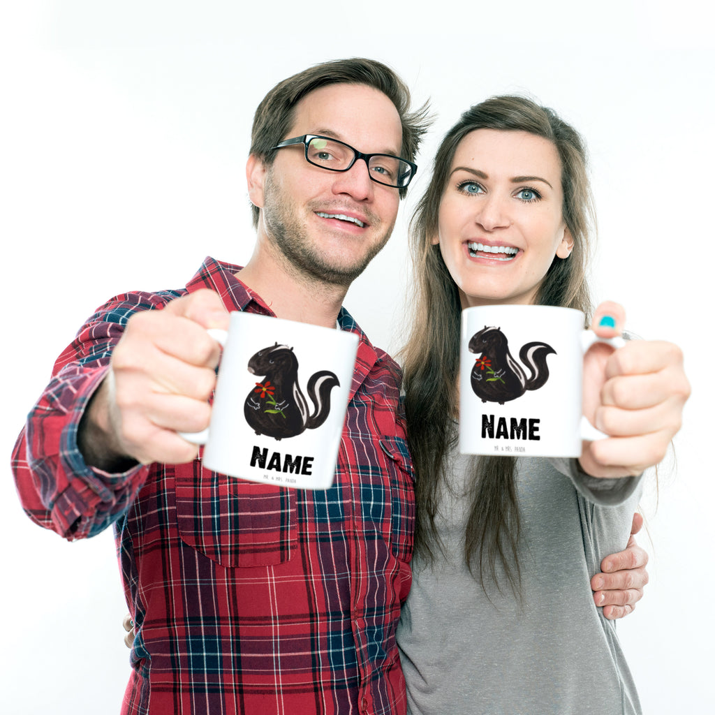 Personalisierte Tasse Stinktier Blume Personalisierte Tasse, Namenstasse, Wunschname, Personalisiert, Tasse, Namen, Drucken, Tasse mit Namen, Stinktier, Skunk, Wildtier, Raubtier, Stinker, Stinki, Tagträumer, verträumt, Dreams, Träume