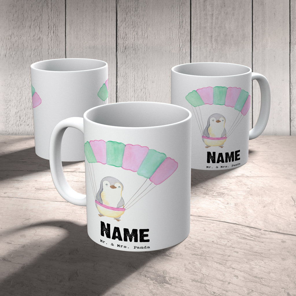 Personalisierte Tasse Pinguin Fallschirm springen Tage Personalisierte Tasse, Namenstasse, Wunschname, Personalisiert, Tasse, Namen, Drucken, Tasse mit Namen, Geschenk, Sport, Sportart, Hobby, Schenken, Danke, Dankeschön, Auszeichnung, Gewinn, Sportler, Fallschirmspringen, Skydive, Fallschirmsprung