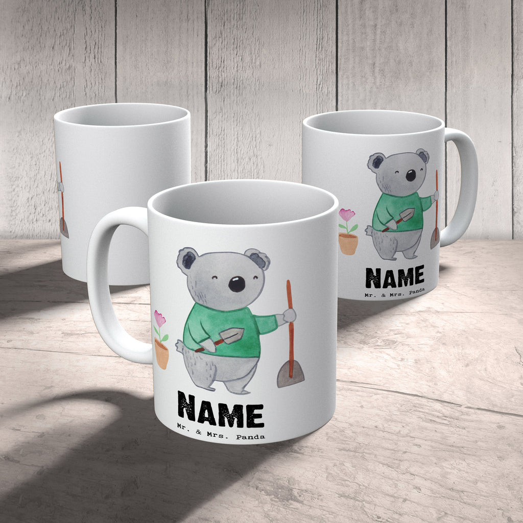 Personalisierte Tasse Gärtner mit Herz Personalisierte Tasse, Namenstasse, Wunschname, Personalisiert, Tasse, Namen, Drucken, Tasse mit Namen, Beruf, Ausbildung, Jubiläum, Abschied, Rente, Kollege, Kollegin, Geschenk, Schenken, Arbeitskollege, Mitarbeiter, Firma, Danke, Dankeschön, Gärtner, Gartenplaner, Gärtnerei, Gartenbau, Hobbygärtner, Garten- und Landschaftsbauer