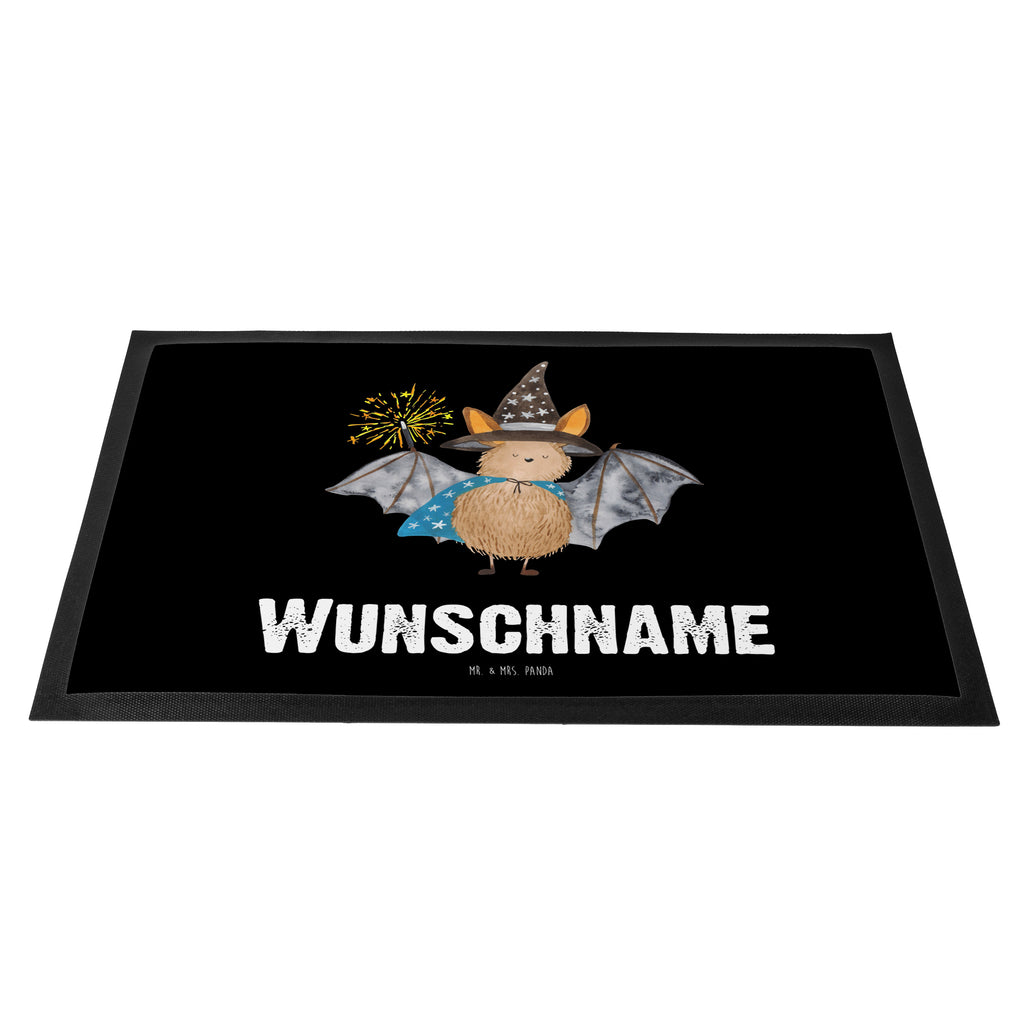 Personalisierte Fußmatte Fledermaus Zauberer Personalisierte Fußmatte, Fußmatte mit Namen, Personalisieruung, Personalisiert, Fußmatte bedrucken, Türvorleger mit Namen, Haustürmatte personalisiert, Namensfussmatte, Wunschnamen, Bedrucken, Türvorleger personalisiert, süße Tiermotive, gute Laune, lustige Sprüche, Tiere, Fledermaus, Fledermäuse, Zauberer, Magier, Frauen, reinsteigern