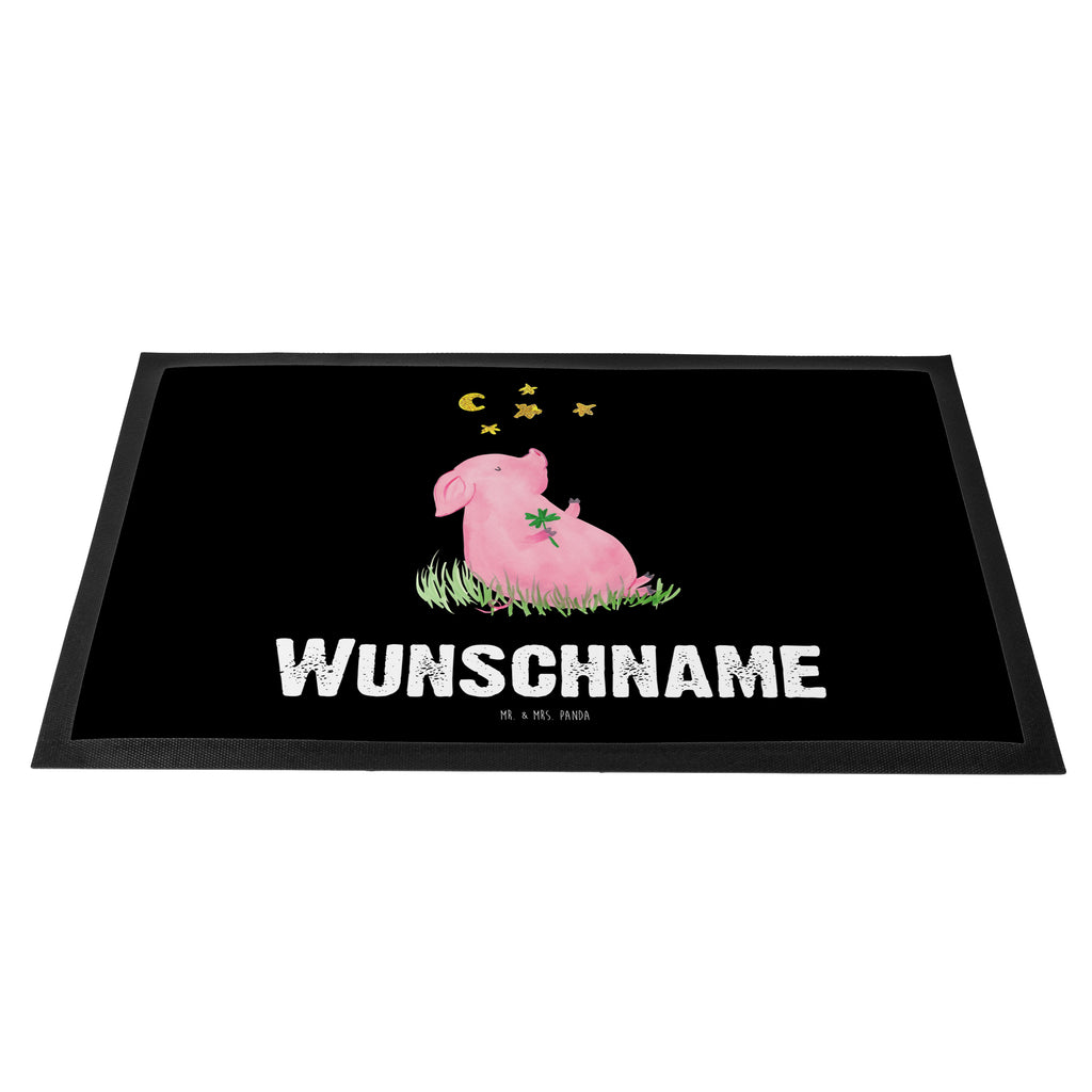 Personalisierte Fußmatte Glücksschwein Personalisierte Fußmatte, Fußmatte mit Namen, Personalisieruung, Personalisiert, Fußmatte bedrucken, Türvorleger mit Namen, Haustürmatte personalisiert, Namensfussmatte, Wunschnamen, Bedrucken, Türvorleger personalisiert, süße Tiermotive, gute Laune, lustige Sprüche, Tiere, Glücksschwein. Glück, Schwein, Schweinchen, Sterne, Sernchen, Ziele, Träume, Motivation, Glücksbringer