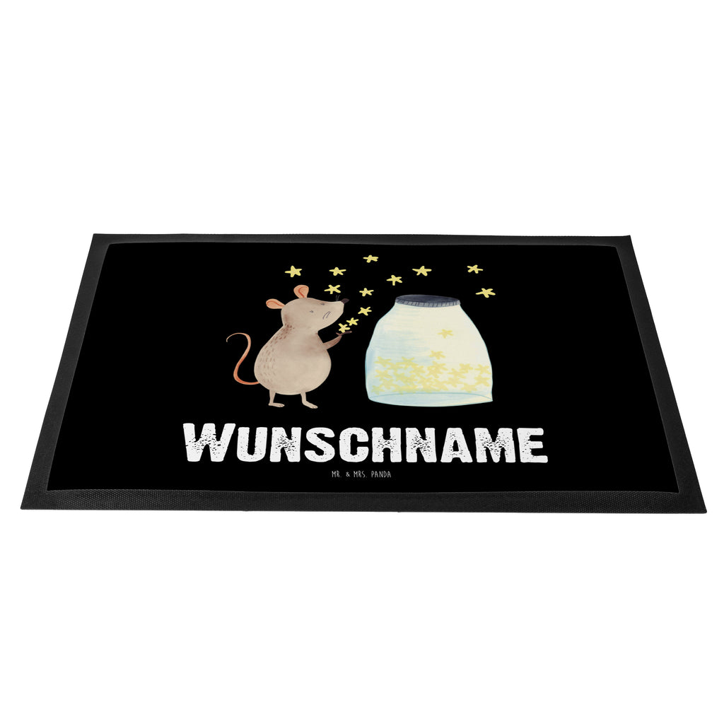 Personalisierte Fußmatte Maus Sterne Personalisierte Fußmatte, Fußmatte mit Namen, Personalisieruung, Personalisiert, Fußmatte bedrucken, Türvorleger mit Namen, Haustürmatte personalisiert, Namensfussmatte, Wunschnamen, Bedrucken, Türvorleger personalisiert, süße Tiermotive, gute Laune, lustige Sprüche, Tiere, Maus, Sterne, Wunsch, Kind, Taufe, Taufgeschenk, Geburt, Schwangerschaft, erstes Kind, Kindergeburtstag, Geburtstag, Hoffnung, Träume