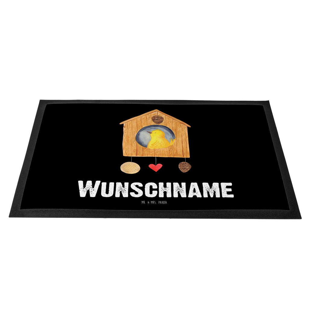 Personalisierte Fußmatte Vogelhaus sweet Home Personalisierte Fußmatte, Fußmatte mit Namen, Personalisieruung, Personalisiert, Fußmatte bedrucken, Türvorleger mit Namen, Haustürmatte personalisiert, Namensfussmatte, Wunschnamen, Bedrucken, Türvorleger personalisiert, süße Tiermotive, gute Laune, lustige Sprüche, Tiere, Vogelhaus, Vogel, Home sweet Home, Einzug, Umzug, Geschenk, Einzugsgeschenk, Hausbau, Haus